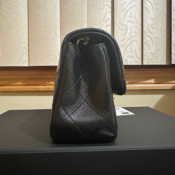 Chanel NIB Pearl Crush Black Mini Rectangle in Age Gold Hardware - Picture 6 of 11